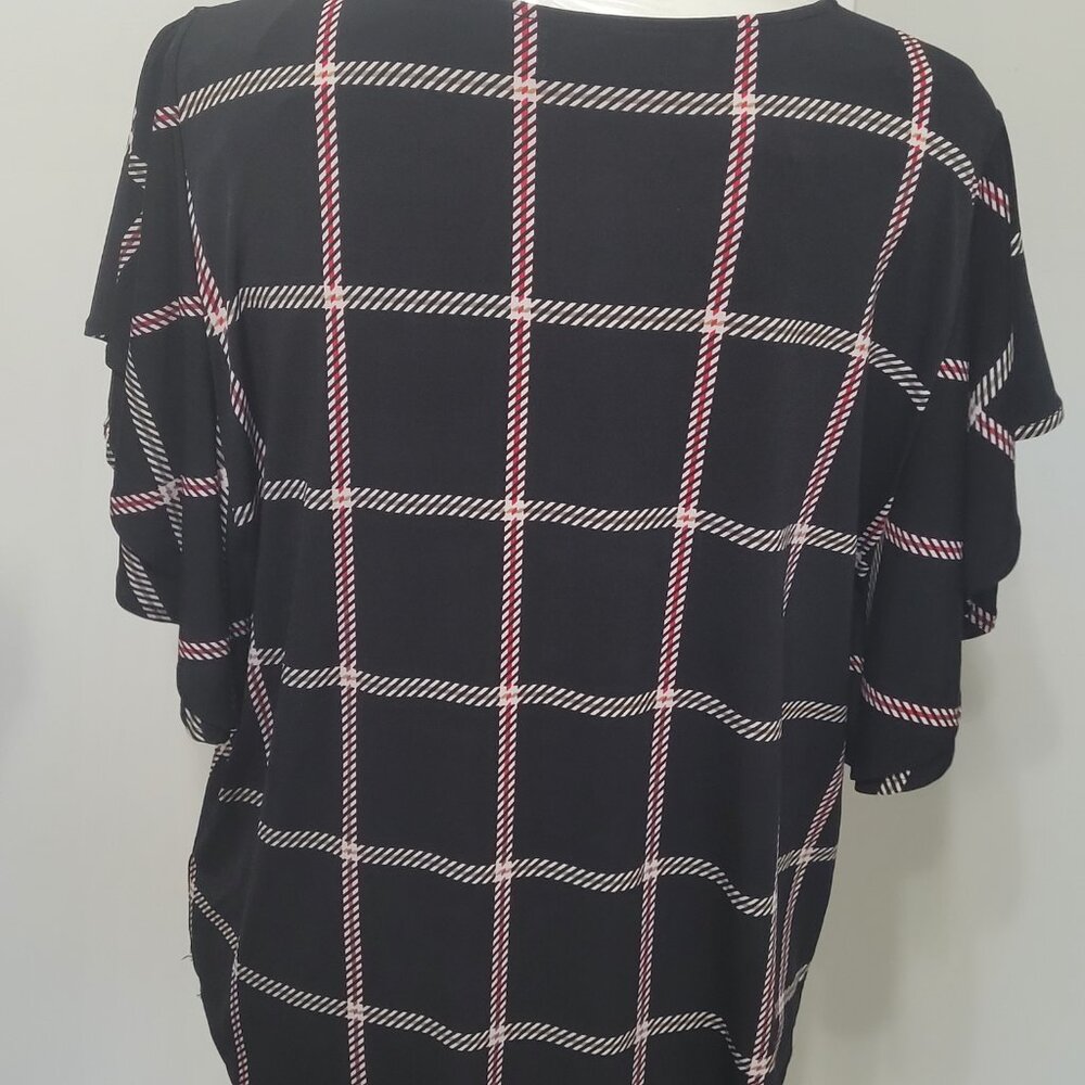 Liz Claiborne Flutter Sleeve Blouse - Picture 5 of 7